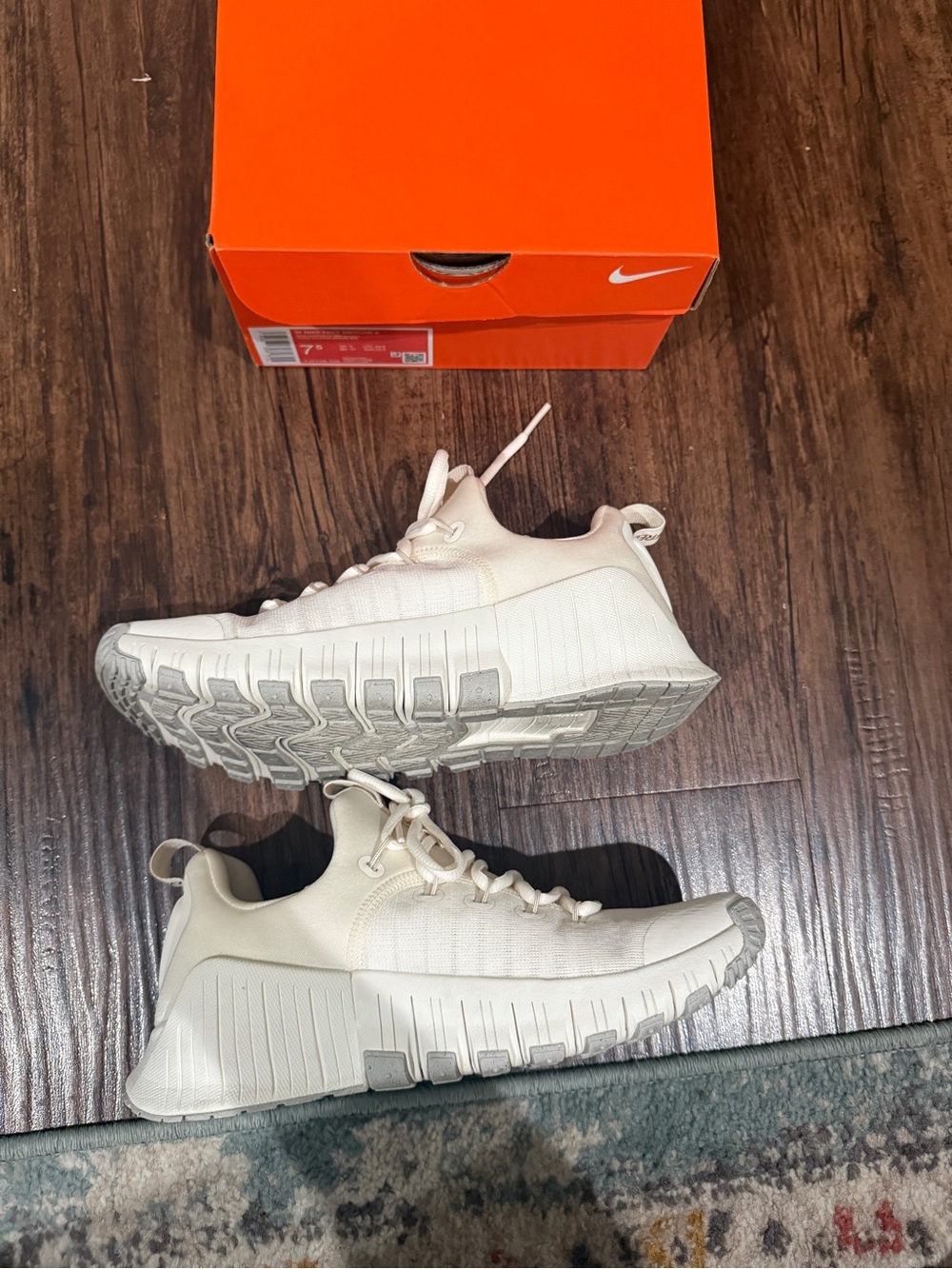 Women’s Nike Metcon 6 - Picture 4 of 7